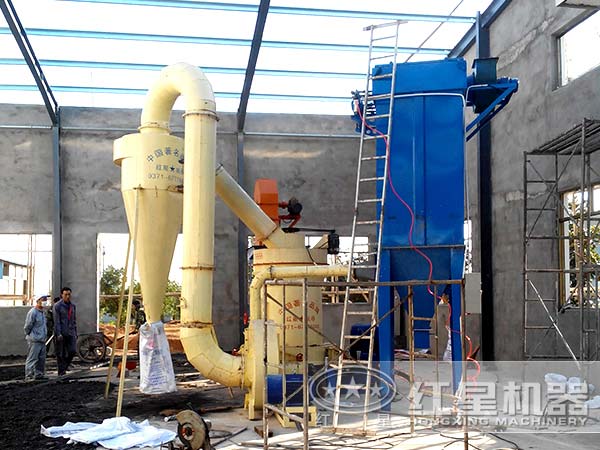 工作中的组合式选粉机 工作中的组合式选粉机