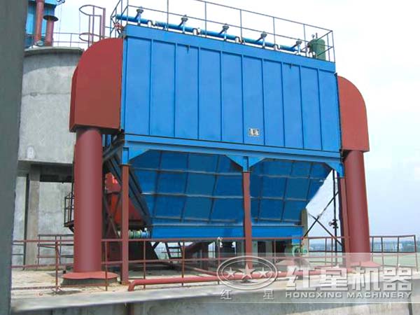 脉冲布袋除尘器工作现场 脉冲布袋除尘器工作现场