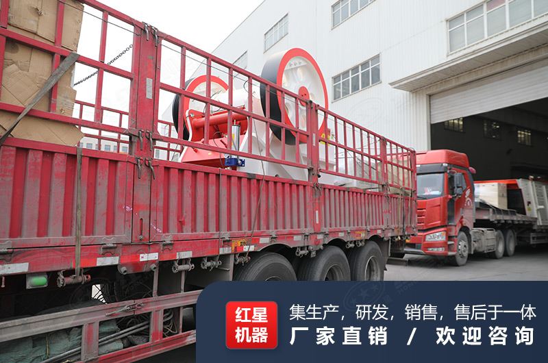 QY千亿国际厂家生产的石灰岩颚式破碎机直销价 QY千亿国际厂家生产的石灰岩颚式破碎机直销价