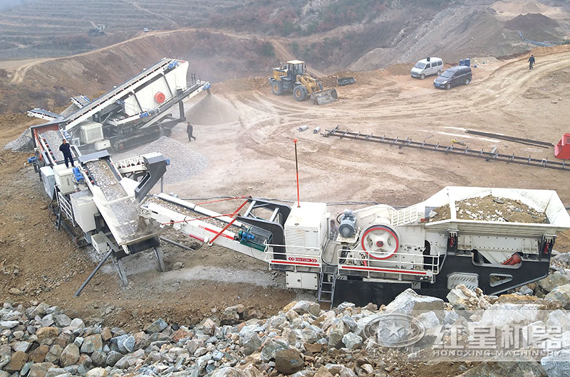 多台移动破碎机组合生产 多台移动破碎机组合生产