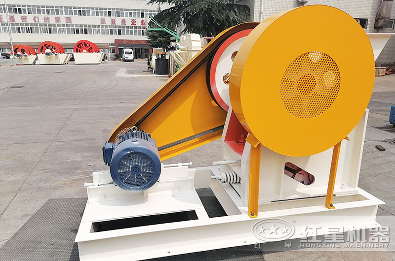 大型细颚破碎机图片 大型细颚破碎机图片