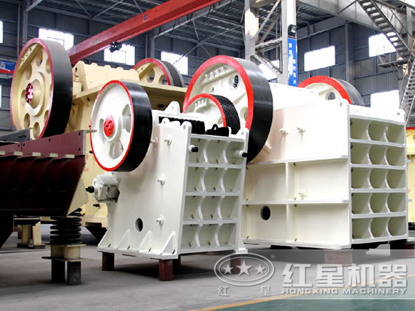 颚式破碎机衬板组装 颚式破碎机衬板组装