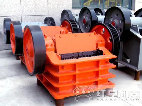 鄂式破碎机 鄂式破碎机