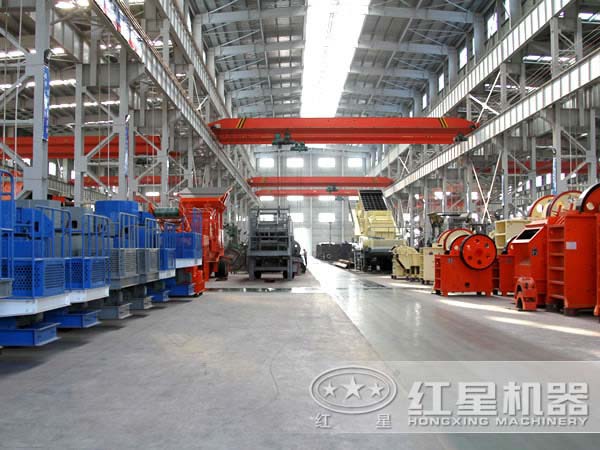 QY千亿国际颚式破碎机车间 QY千亿国际颚式破碎机车间