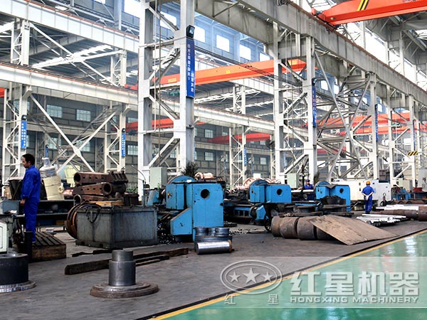 QY千亿国际颚式破碎机厂家车间 QY千亿国际颚式破碎机厂家车间