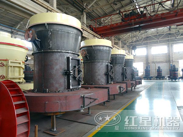煤粉雷蒙磨生产车间 煤粉雷蒙磨生产车间