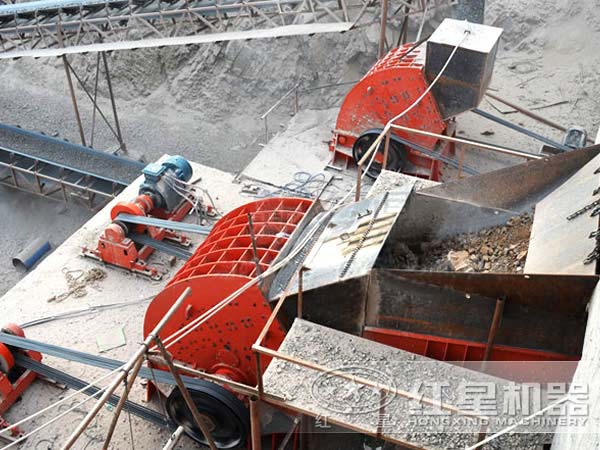 矿山锤式破碎机投产现场 矿山锤式破碎机投产现场