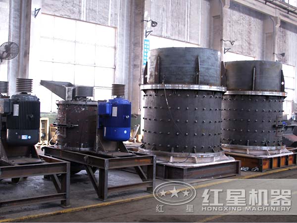 磷矿石立式复合破碎机加工车间 磷矿石立式复合破碎机加工车间