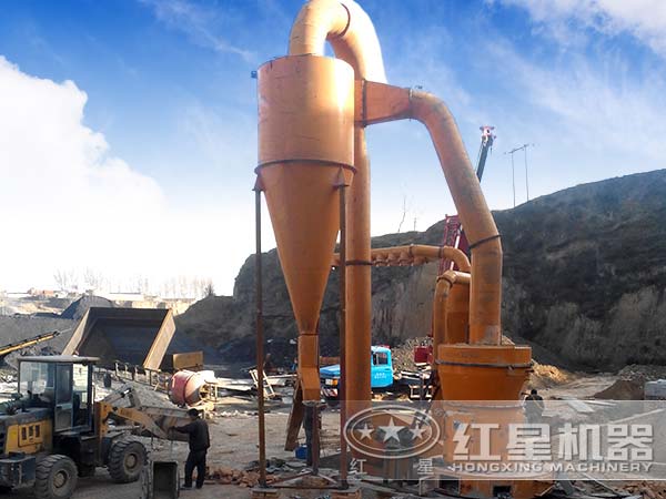 石灰石超细磨客户现场 石灰石超细磨客户现场