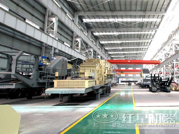 车载碎石机生产车间 车载碎石机生产车间