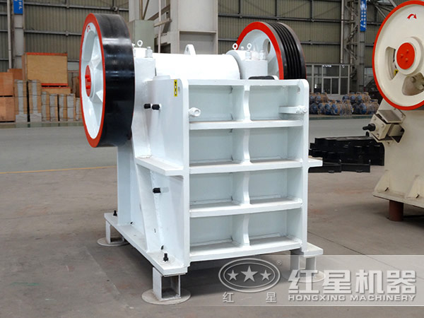 鄂式破碎机 鄂式破碎机