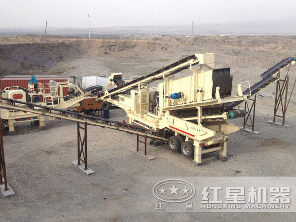 车载破碎机投用现场 车载破碎机投用现场