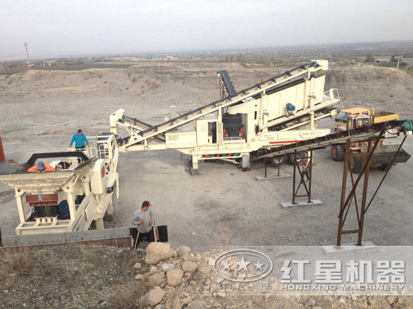 移动破碎站客户现场 移动破碎站客户现场