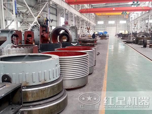 QY千亿国际圆锥破碎机生产车间 QY千亿国际圆锥破碎机生产车间