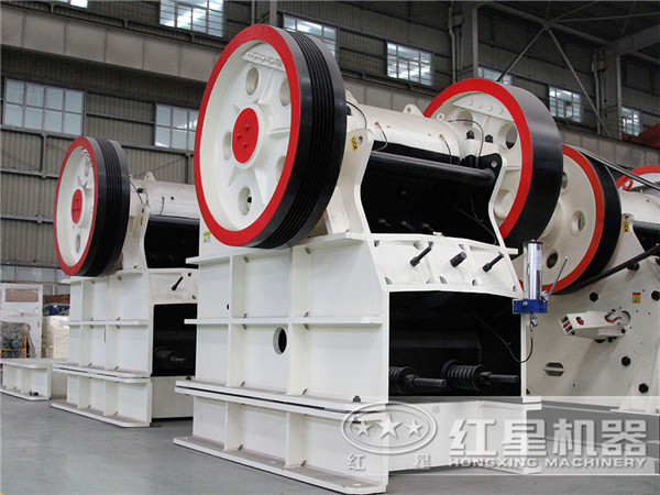 粗碎石料粉碎机 粗碎石料粉碎机