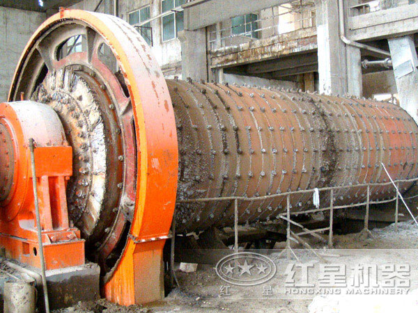 生产使用中的钢渣球磨机 生产使用中的钢渣球磨机