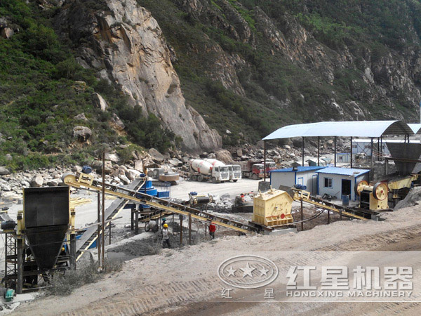 湖北青石破碎加工客户生产现场 湖北青石破碎加工客户生产现场