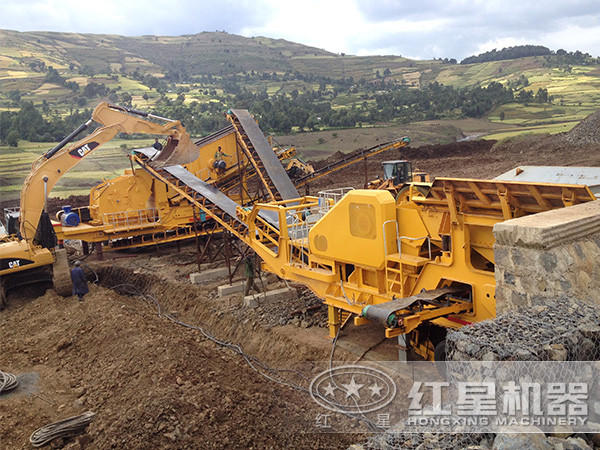 可移动冲击式碎石机作业现场 可移动冲击式碎石机作业现场