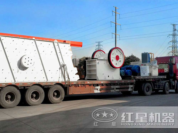 大型环保鹅卵石碎石机即将发货 大型环保鹅卵石碎石机即将发货