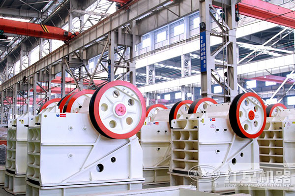 不同型号的鄂破 不同型号的鄂破