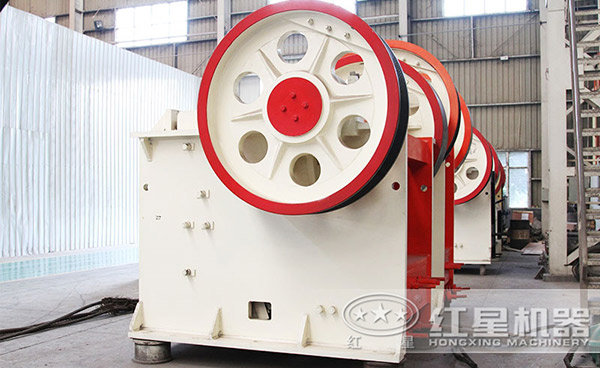 PE颚式石子磕石机 PE颚式石子磕石机