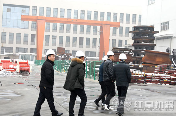 客户来厂参观设备 客户来厂参观设备