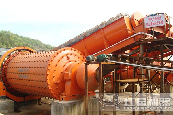 磁选法选矿现场 磁选法选矿现场