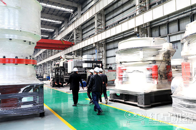 技术经理陪同山东用户考察圆锥制石子机 技术经理陪同山东用户考察圆锥制石子机