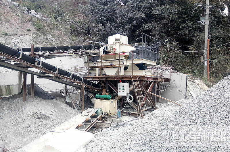 石灰石制砂现场 石灰石制砂现场