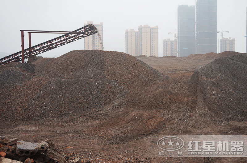 经建筑垃圾破碎机处理后的骨料 经建筑垃圾破碎机处理后的骨料