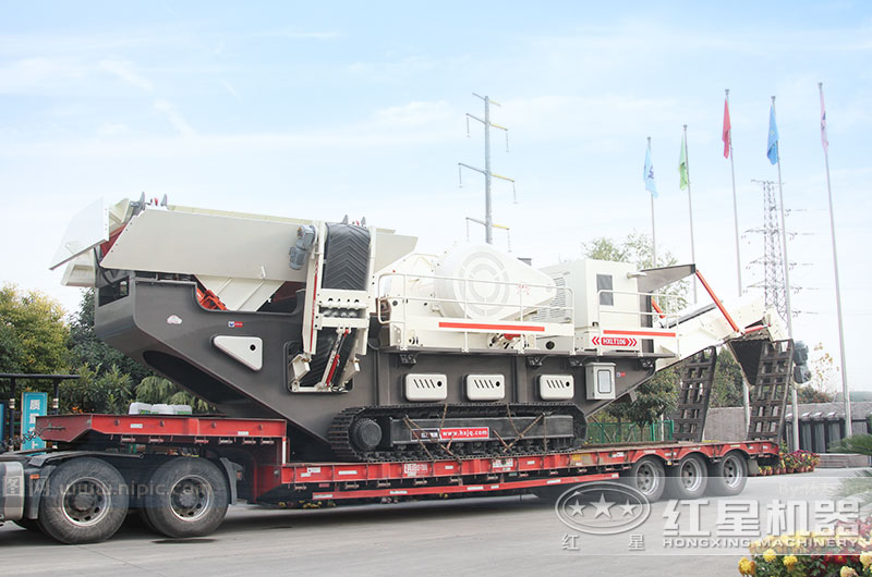 又一履带流动石子破碎机发货 又一履带流动石子破碎机发货