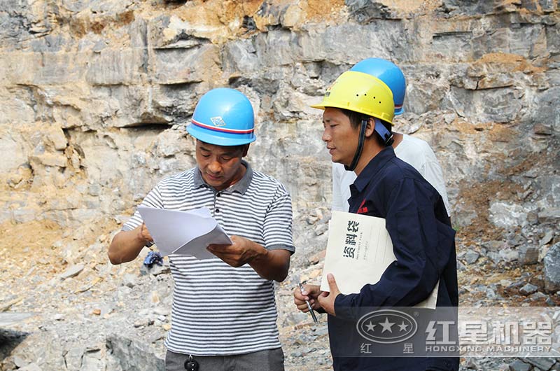 QY千亿国际技术人员现场勘察为用户设计生产方案 QY千亿国际技术人员现场勘察为用户设计生产方案