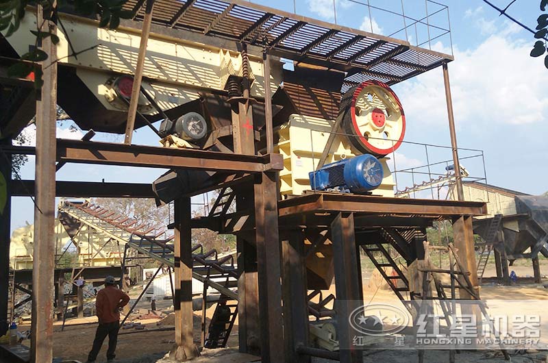 生产作业中的69破碎机 生产作业中的69破碎机