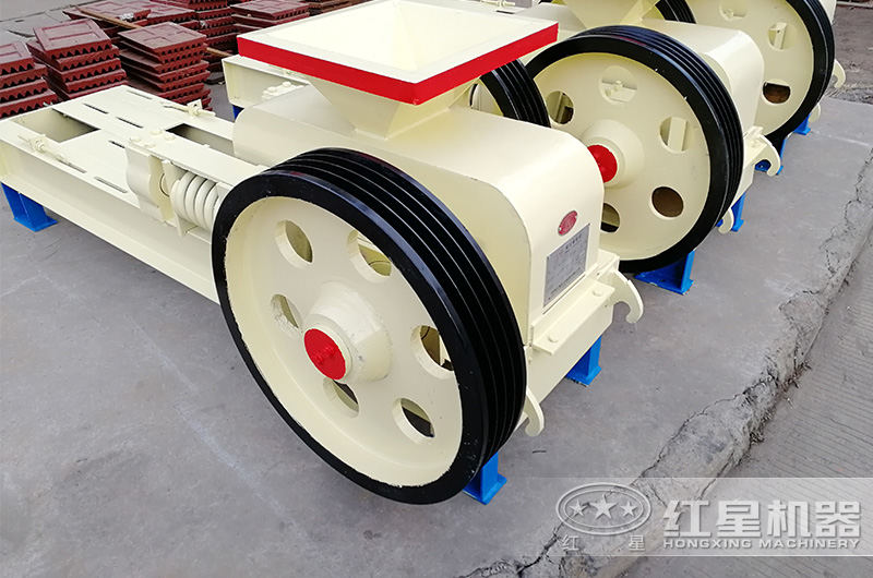 出料粒度细的对辊破碎机 出料粒度细的对辊破碎机