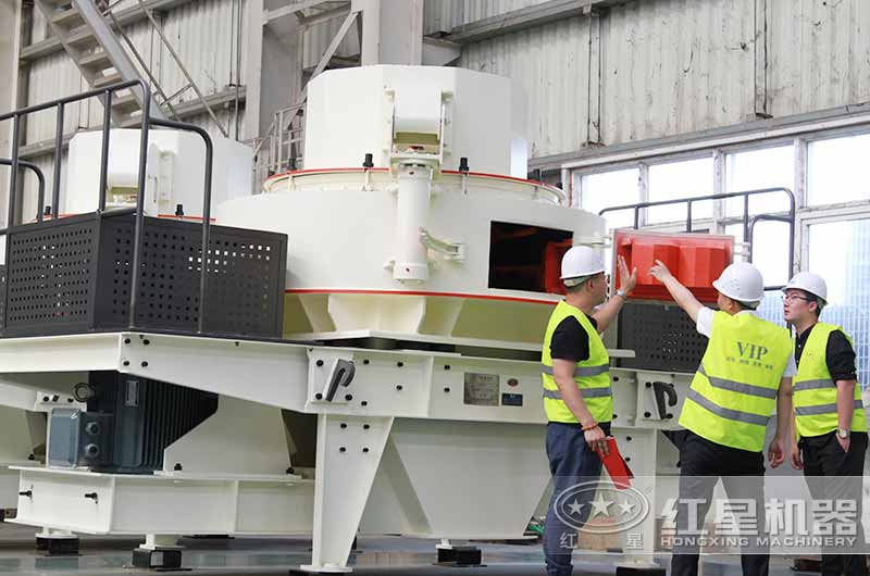 用户来厂考察黄沙机器 用户来厂考察黄沙机器