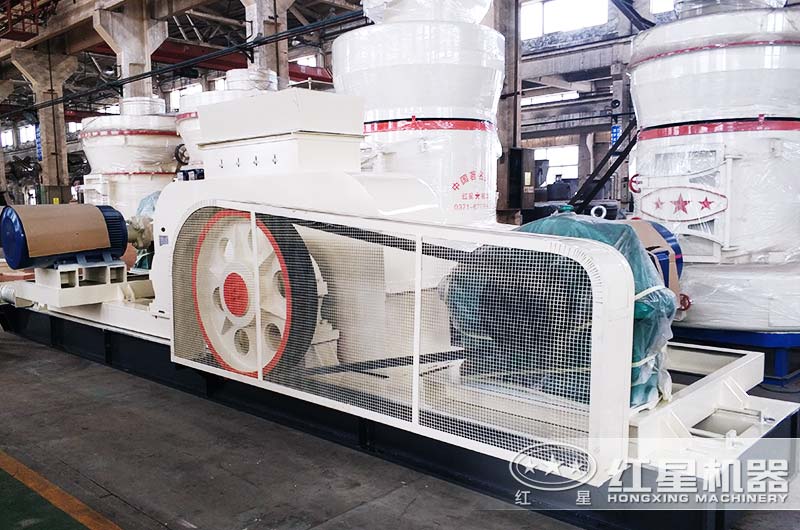 河南QY千亿国际对辊破碎机厂家车间一角 河南QY千亿国际对辊破碎机厂家车间一角