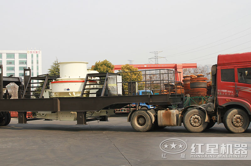 冲击式流动碎石机发货现场 冲击式流动碎石机发货现场