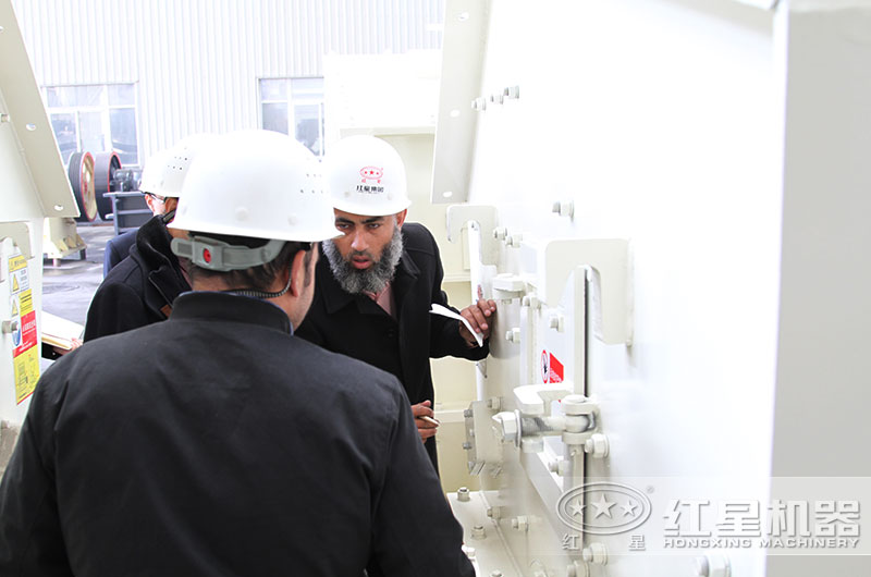 国外用户来厂考察 国外用户来厂考察