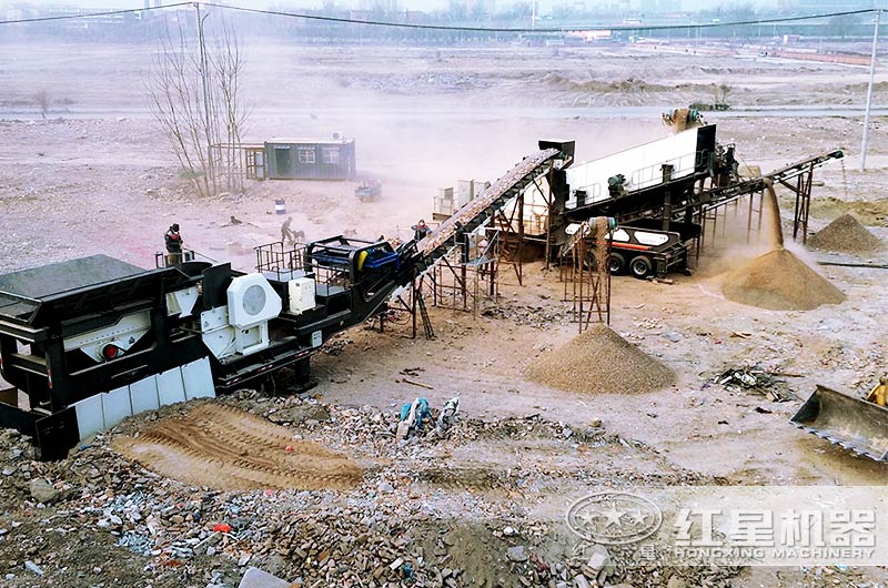 轮胎式移动建筑垃圾粉碎机作业现场 轮胎式移动建筑垃圾粉碎机作业现场