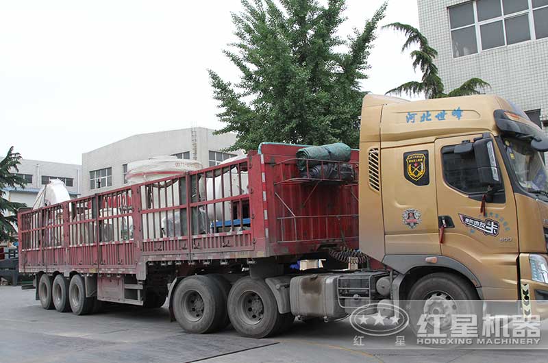 QY千亿国际打石粉机发货现场 QY千亿国际打石粉机发货现场