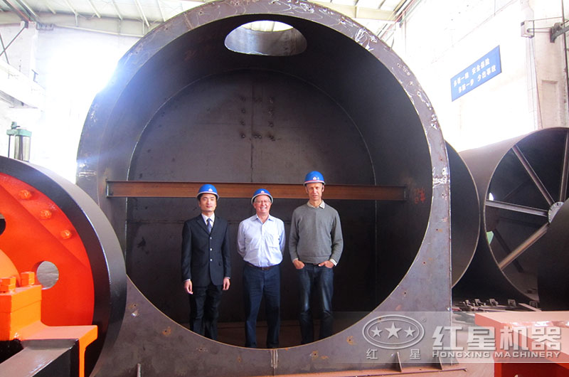 国外客户来厂考察烘干机设备 国外客户来厂考察烘干机设备