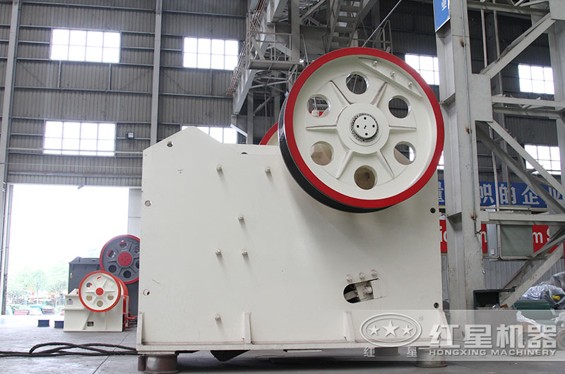 300ⅹ1300大型细颚破碎机 300ⅹ1300大型细颚破碎机