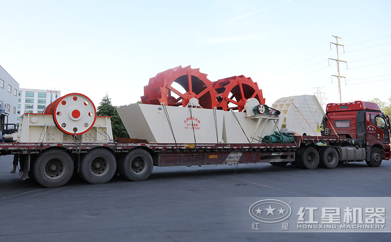 客户轮式洗砂机装车发货现场 客户轮式洗砂机装车发货现场