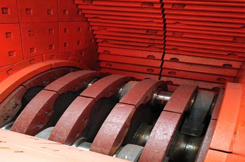 锤破内部衬板实拍 锤破内部衬板实拍