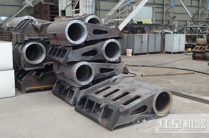 鄂破机的动颚部件 鄂破机的动颚部件