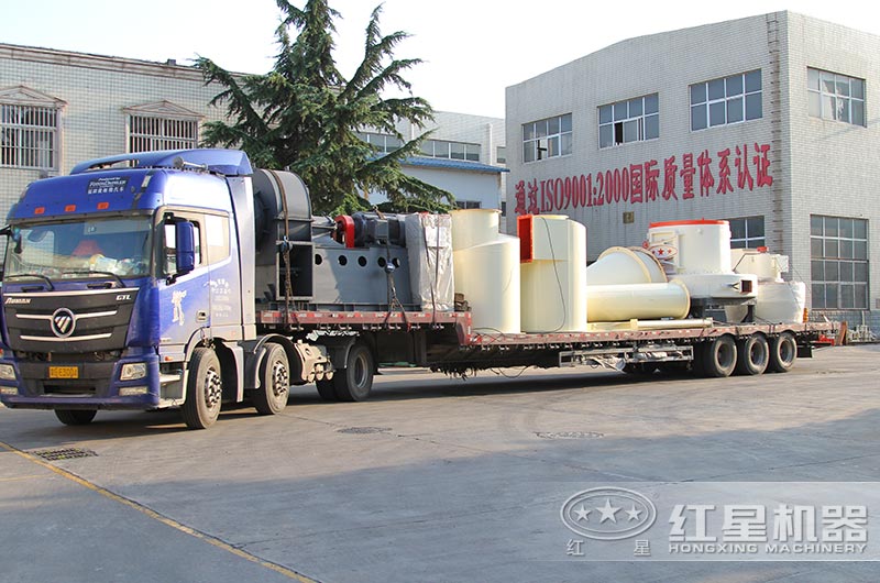 QY千亿国际石头粉磨机发往山东地区 QY千亿国际石头粉磨机发往山东地区